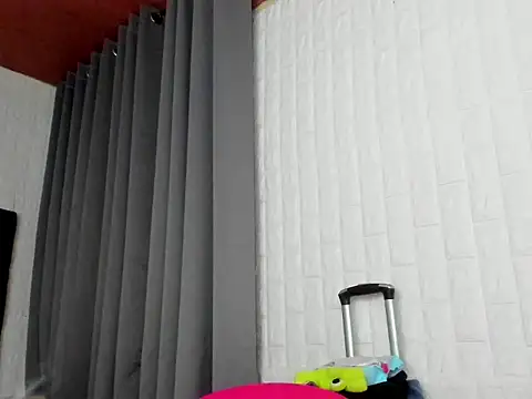 hottycrishina online show from November 24, 8:38 am