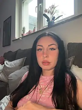 Estherjizz online show from May 31, 6:20 pm