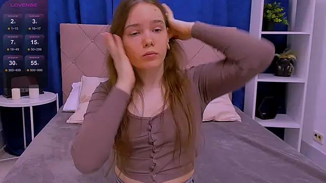 Janie JJ Curvie online show from March 28, 1:16 am