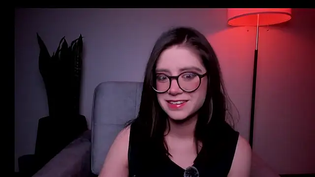 HazelKush online show from April 3, 11:14 pm