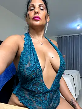 Red-Diamond online show from September 25, 3:05 am