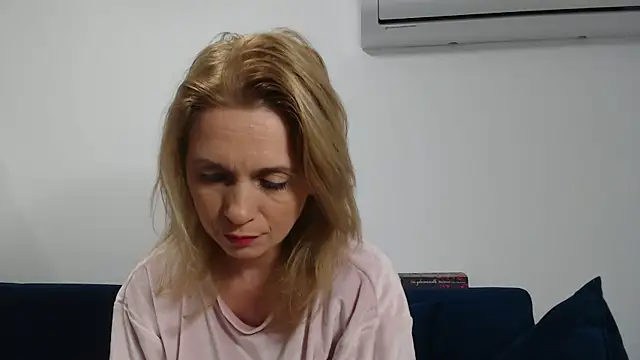 MysticCreature online show from March 10, 4:16 am