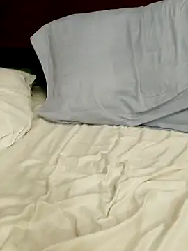 QueenSoreal online show from May 14, 4:46 pm