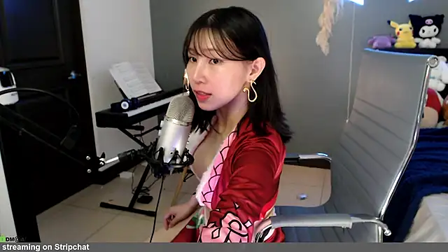 raspberryroll online show from March 12, 7:16 pm