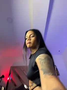 Victoria14  online show from April 4, 4:11 am