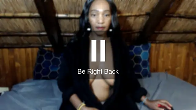 NikkyJigglesX online show from April 4, 6:01 am