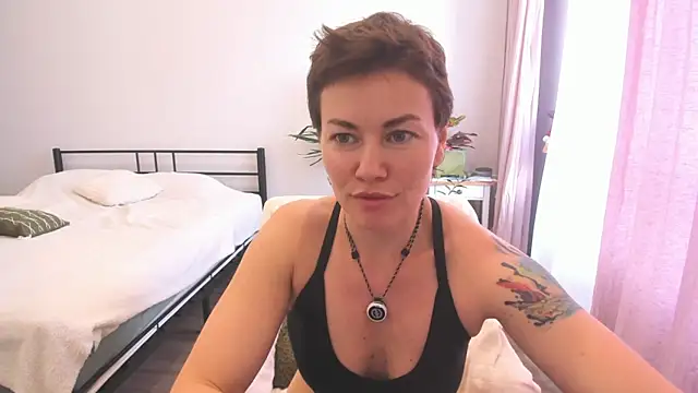 Alexisweet online show from April 9, 9:26 am