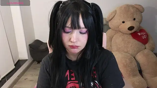 KuroChan420 online show from April 8, 2:03 am