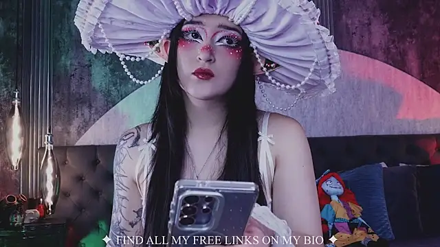 Charlotte Germanotta  online show from March 14, 8:43 pm