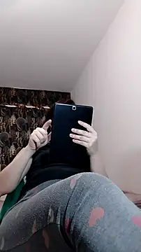 lolyforyou online show from February 7, 6:23 pm