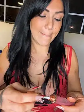 LittleMissEeve online show from May 28, 2:20 am