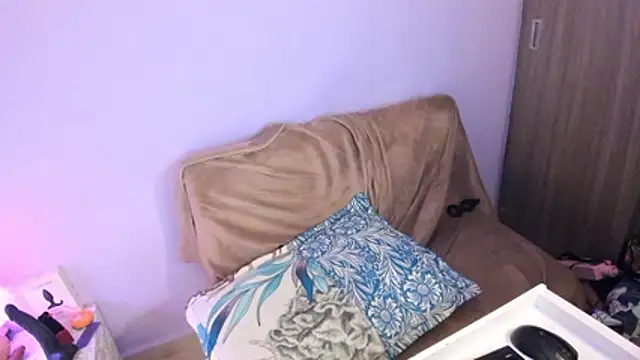 K a t i a  online show from February 1, 4:11 am