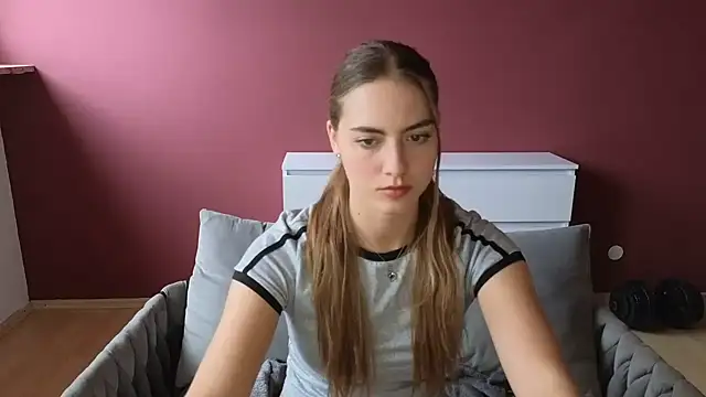 RubyRubin online show from September 9, 2:06 pm