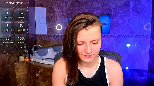 MelindaTin online show from June 4, 4:44 pm