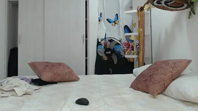 skynataly online show from April 15, 5:08 am