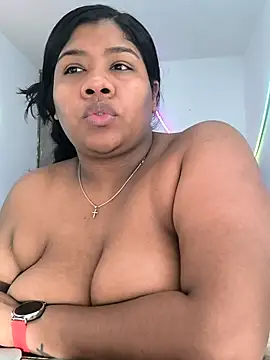 paola091 online show from April 14, 12:16 pm