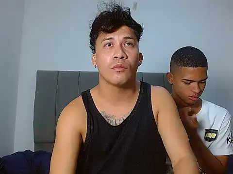 boyhot23x online show from July 13, 1:28 am