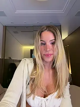 jasminesummer online show from July 20, 3:25 pm