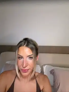 jasminesummer online show from July 18, 7:05 pm