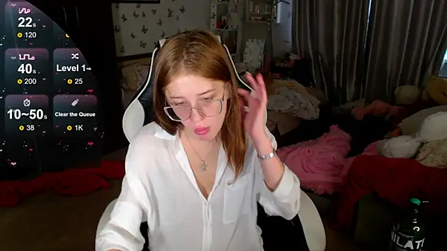 Kira honeyy online show from April 12, 7:55 am