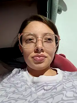 linda-schmidt online show from June 1, 3:41 am