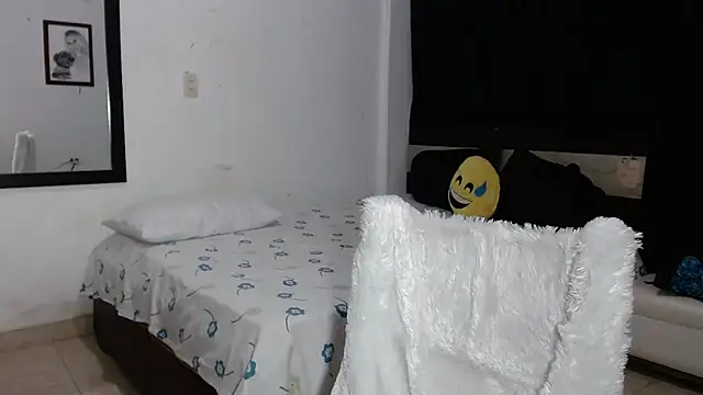 venuz mendoza20 online show from March 20, 3:50 pm