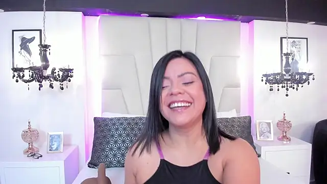 Sofiia W26 online show from March 3, 12:44 pm