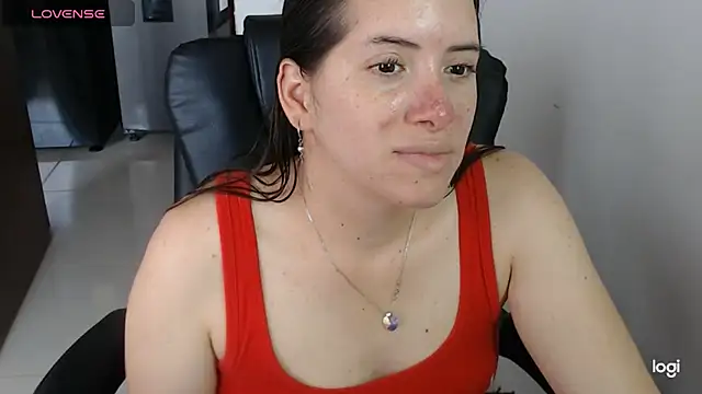 spicey latina online show from May 31, 4:46 pm