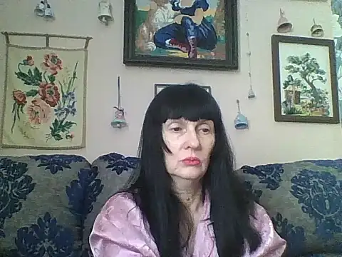 MelanyBanks online show from March 3, 8:20 am