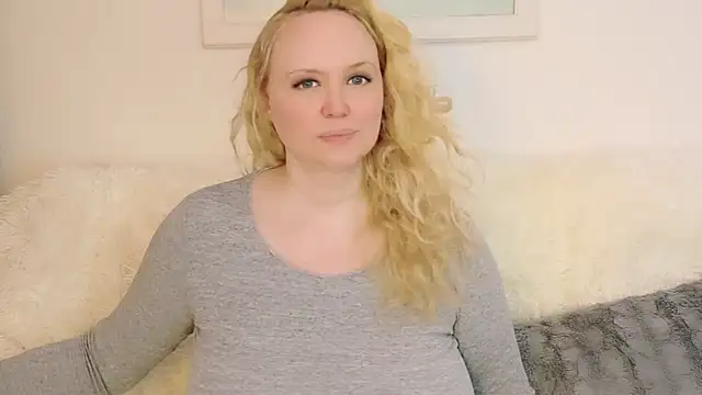 Sarah4you online show from April 2, 4:59 pm