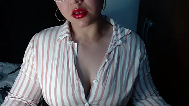 lizbodu online show from May 29, 11:03 pm
