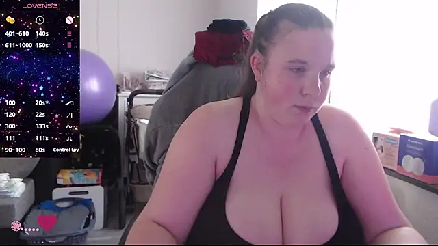 AureliaWinter online show from June 17, 3:02 pm
