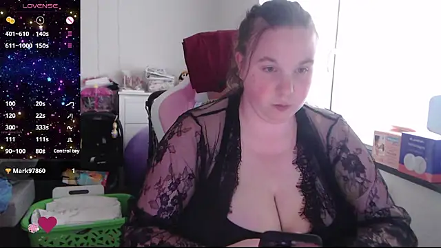 AureliaWinter online show from June 18, 6:24 pm