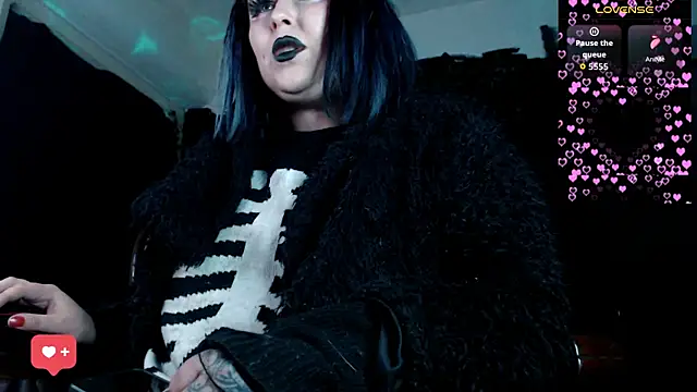 Psychobitch7 online show from March 31, 6:52 pm