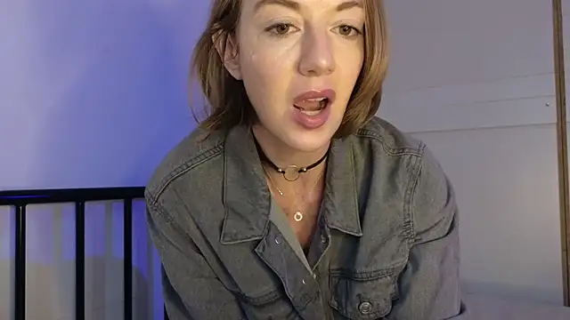 TopsyWilde online show from May 6, 9:13 am