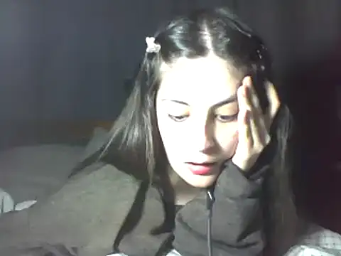 Minimalwavecl online show from February 3, 4:10 am