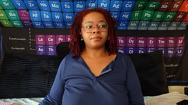 -khayaparker online show from April 15, 8:42 pm