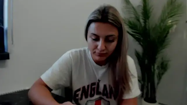 NicolePlay online show from May 30, 3:26 am