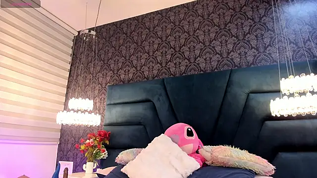 Vivi prinncess online show from May 13, 11:43 pm