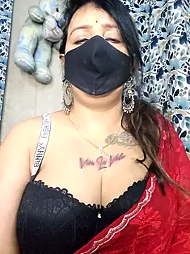 cute-tanvi online show from April 3, 12:52 am