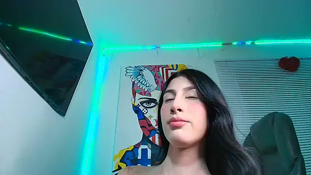 valeria gonzales  online show from March 20, 1:21 am