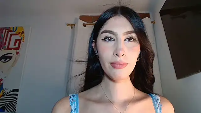 valeria gonzales  online show from May 20, 10:51 pm