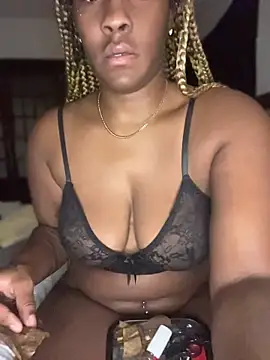 Foreignthababyy online show from June 24, 11:42 am
