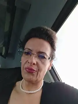 RebeccaNoble online show from May 29, 3:37 am