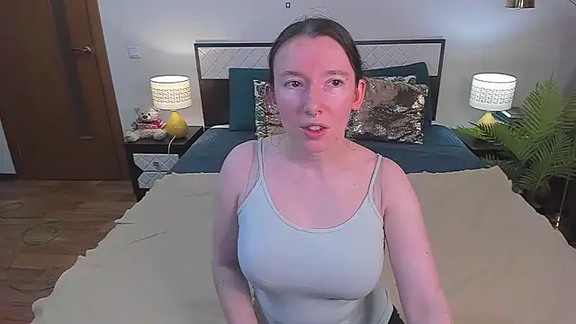 CatherineWalls online show from June 10, 4:11 am