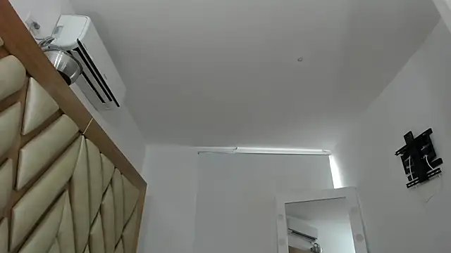 briana wonder69xxx online show from April 13, 2:40 pm