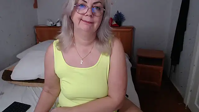 BozhenaNude online show from March 17, 5:33 am