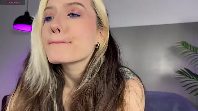  blowjob queen online show from July 20, 8:09 pm