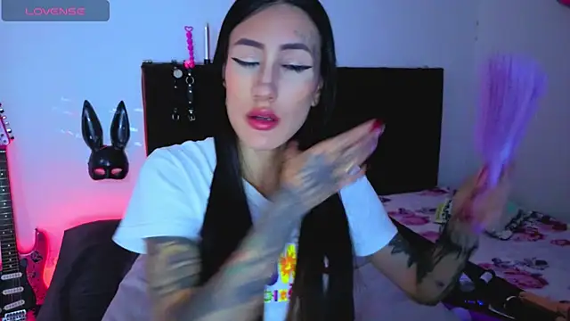 I am kim online show from March 18, 12:48 am