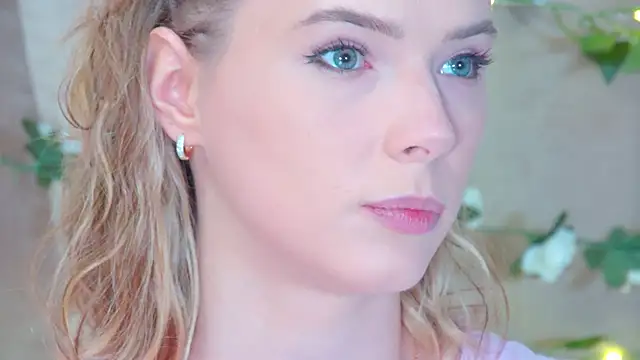 GentleRossi online show from April 11, 3:05 pm